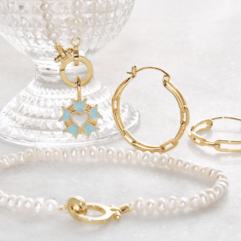 Síguenos en Instagram - Ambar Joyería Fina