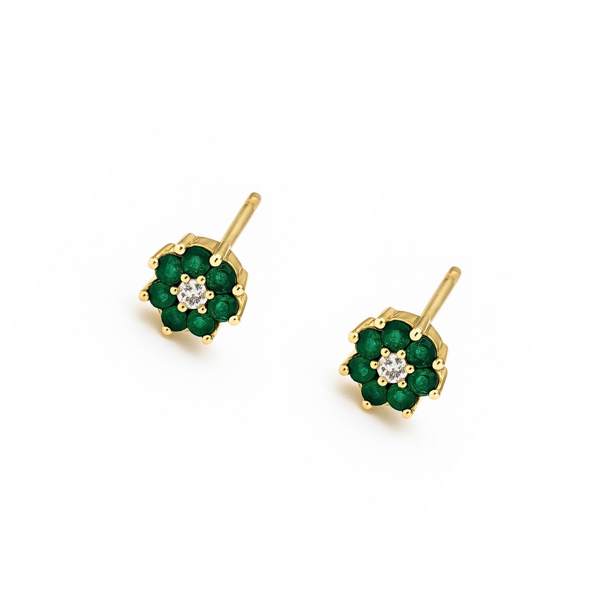 arete roseta de cristal color verde esmeralda de frente elaborado en oro laminado de AMBAR joyería