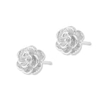 Aretes rosita tiny con textura elaborados en plata 925 de AMBAR joyería fina