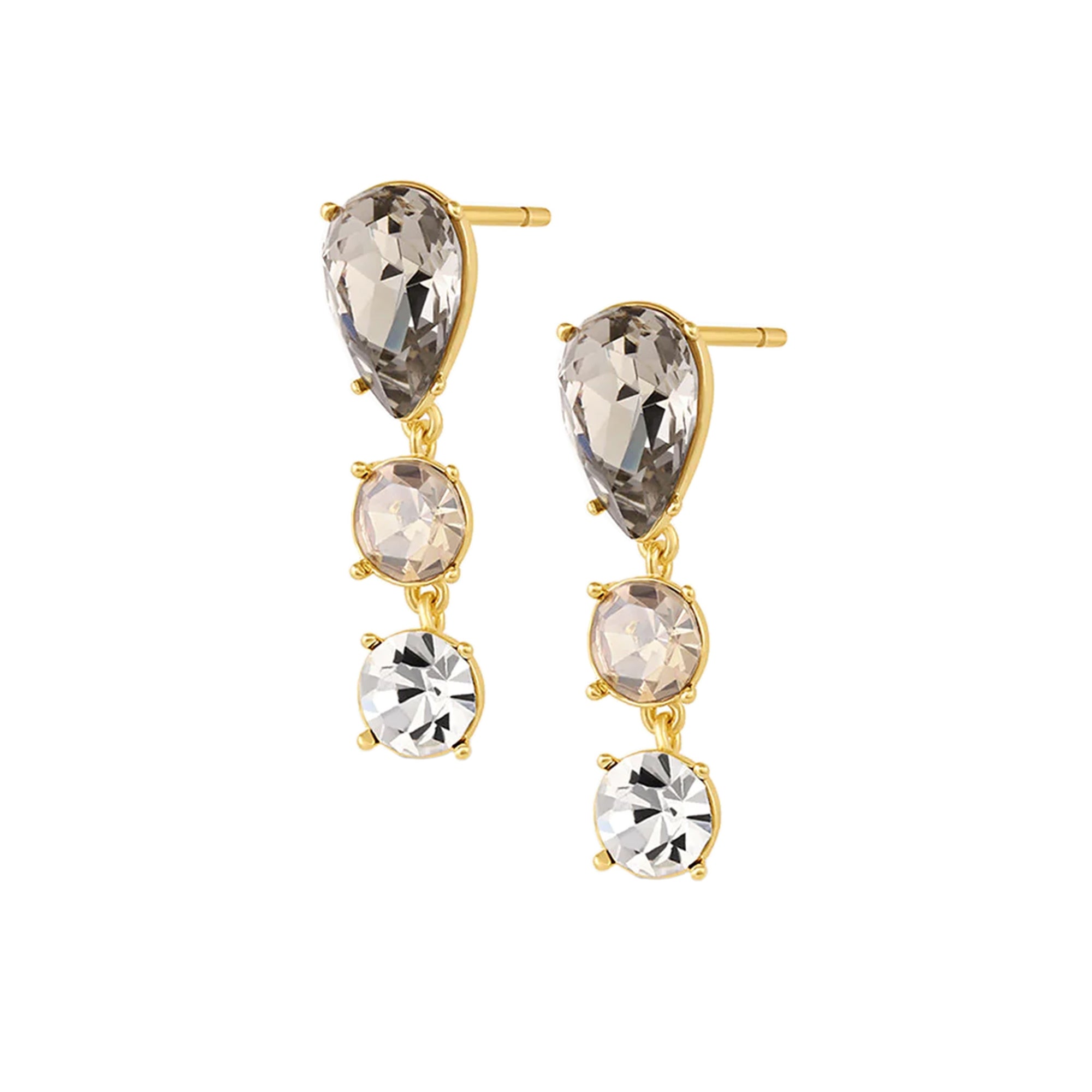 Aretes colgante de pera Lexi enchapado en oro de 18K de AMBAR Joyería Fina