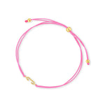 Pulsera hilo fuccia con letra c enchapada en oro 18K de AMBAR joyería fina