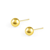 Aretes de broquel Tita, diseño de bola lisa de 7mm de perfil, en acabado pulido de oro laminado
