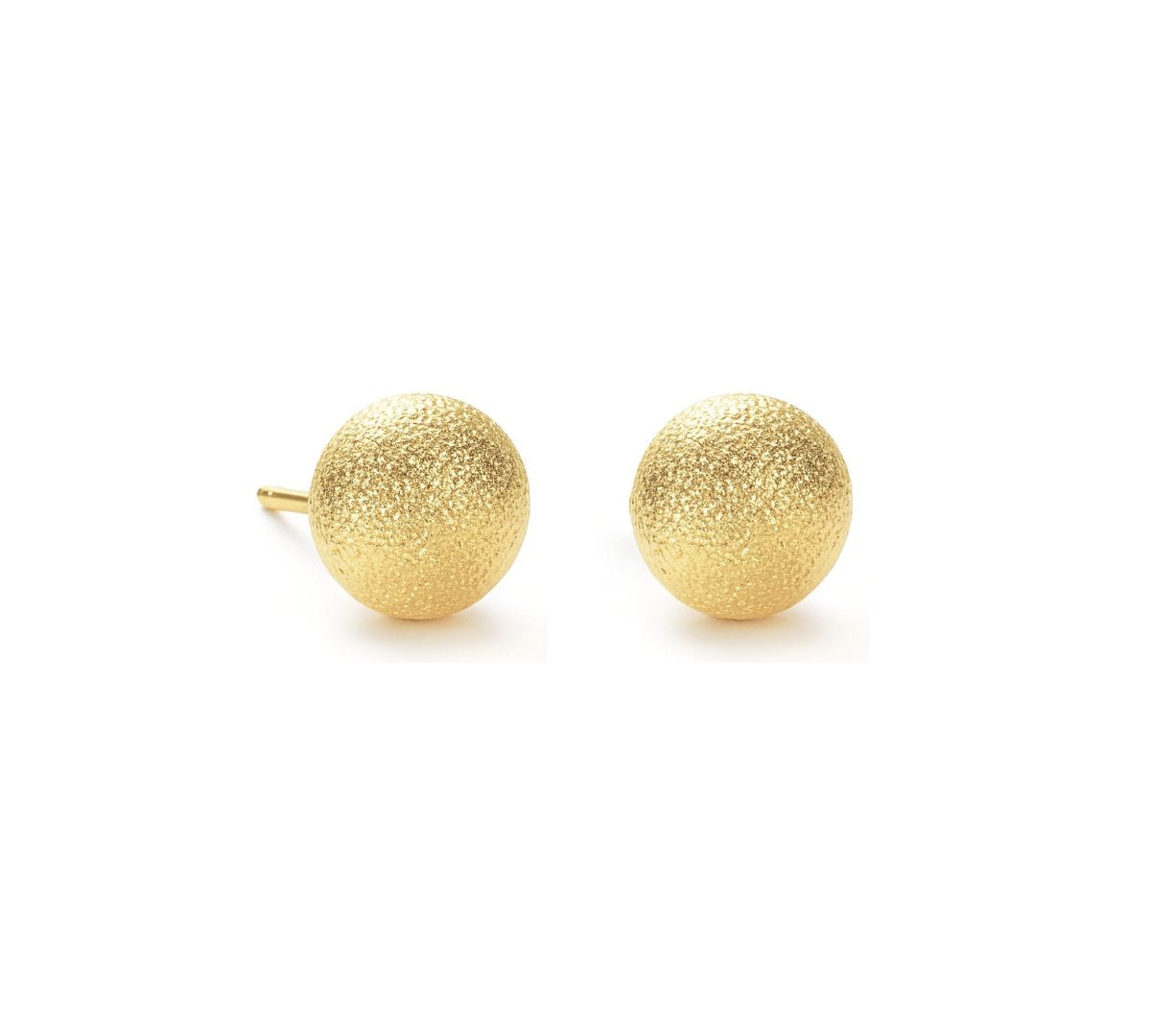 Aretes Tita, diseño de bola mate/arenado de 8mm, en acabado arenado de oro laminado