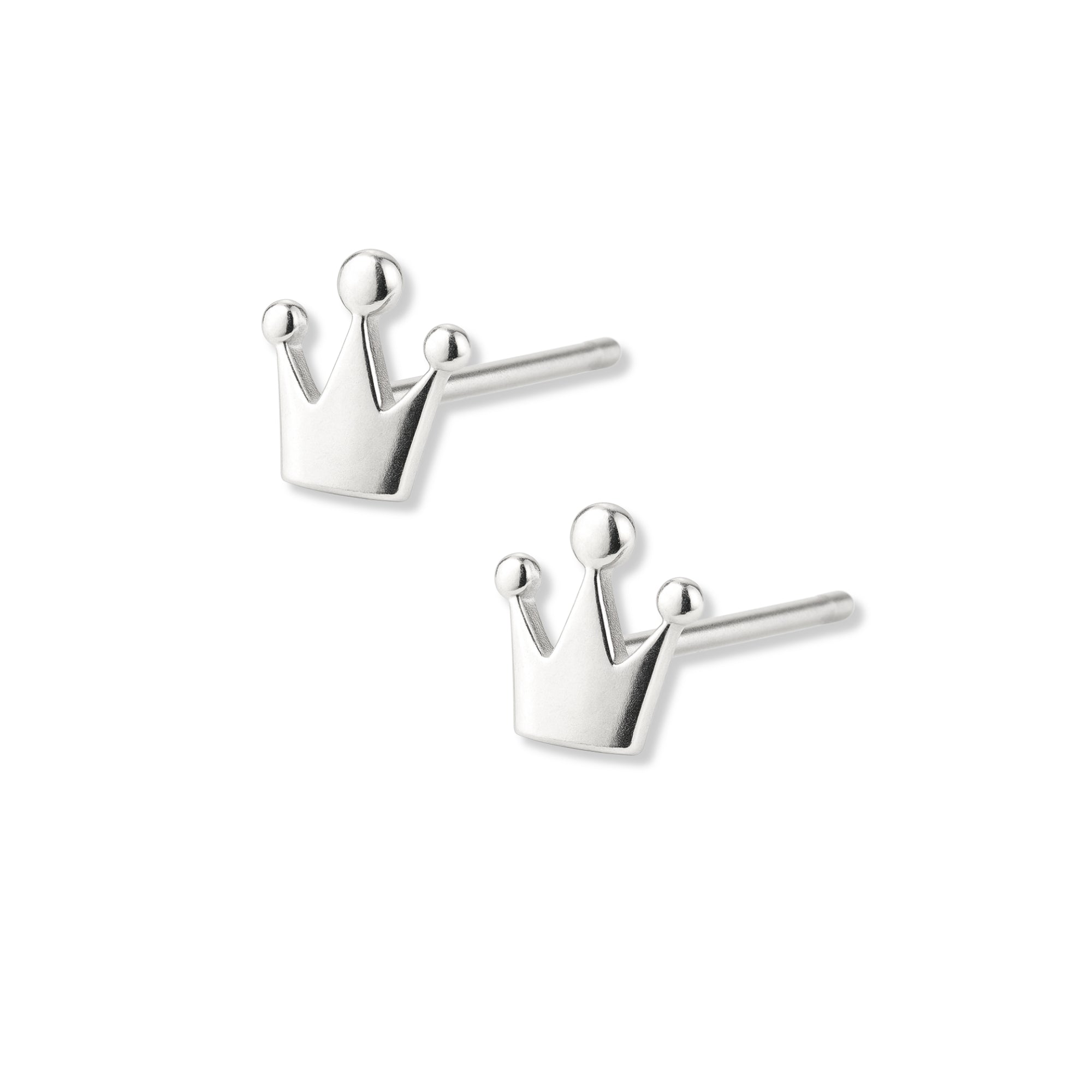 aretes coronita padrino magico elaborados en plata 925 de AMBAR joyería fina