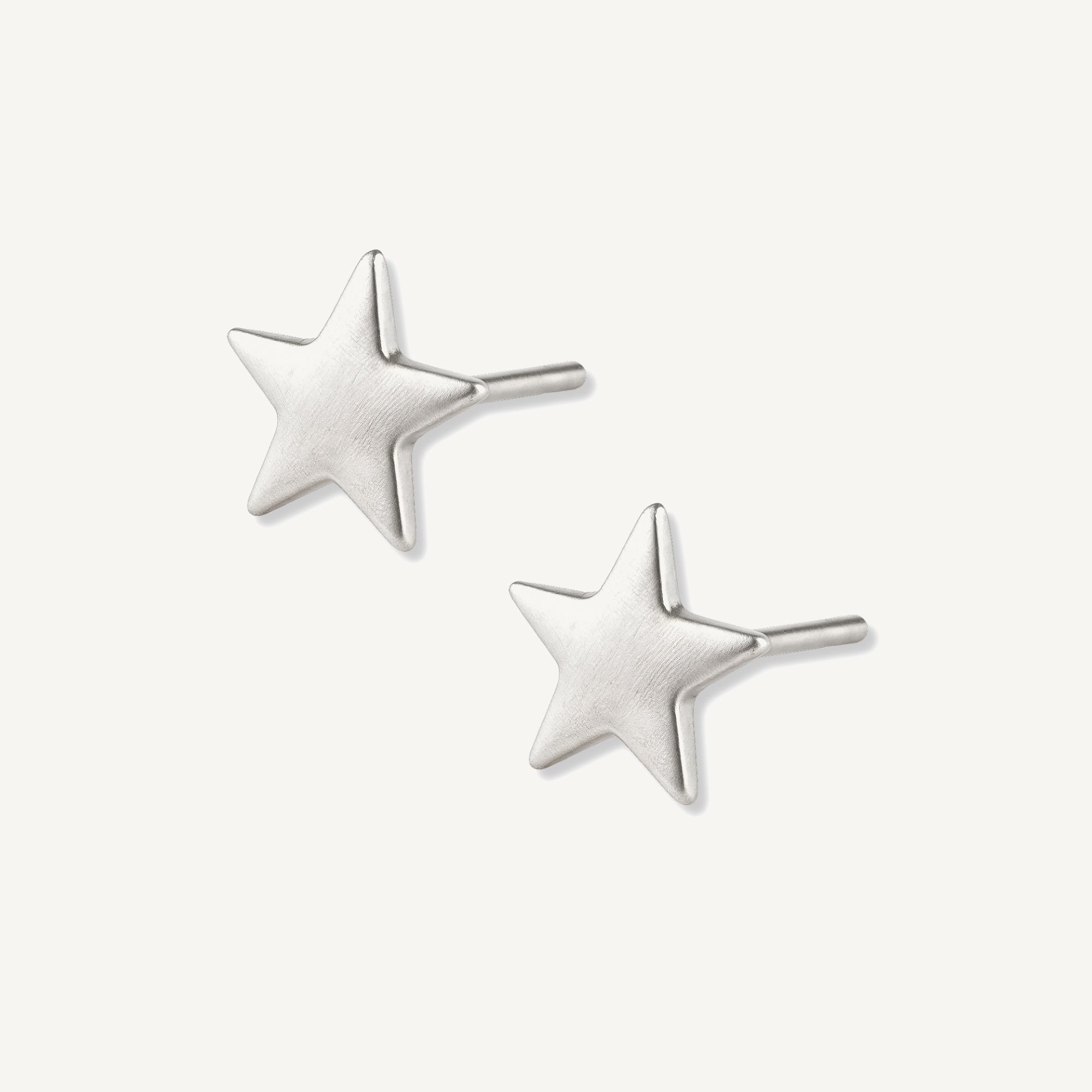aretes estrellita elaborados en plata 925 de AMBAR joyería fina