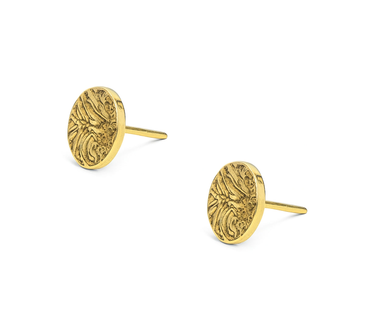 Aretes Mely en forma de platillo con textura de perfil elaborado en Oro laminado de AMBAR joyería