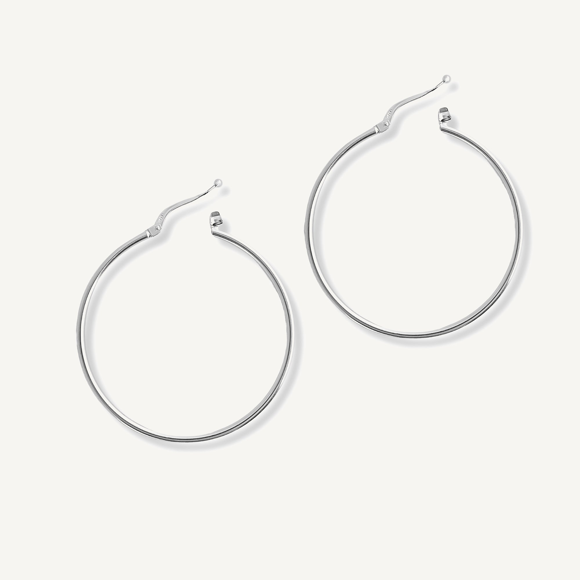 argollas amanda 3.8 cm lisas elaborados en plata 925 de AMBAR joyería fina