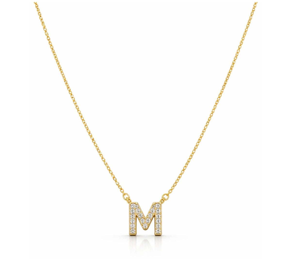 Collar con Inicial M de plata 925 enchapada en Oro 18k y circonitas brillantes.