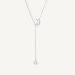 Collar Conty, modelo moderno y casual con dije de luna y estrella elaborado en plata 92de AMBAR joyería