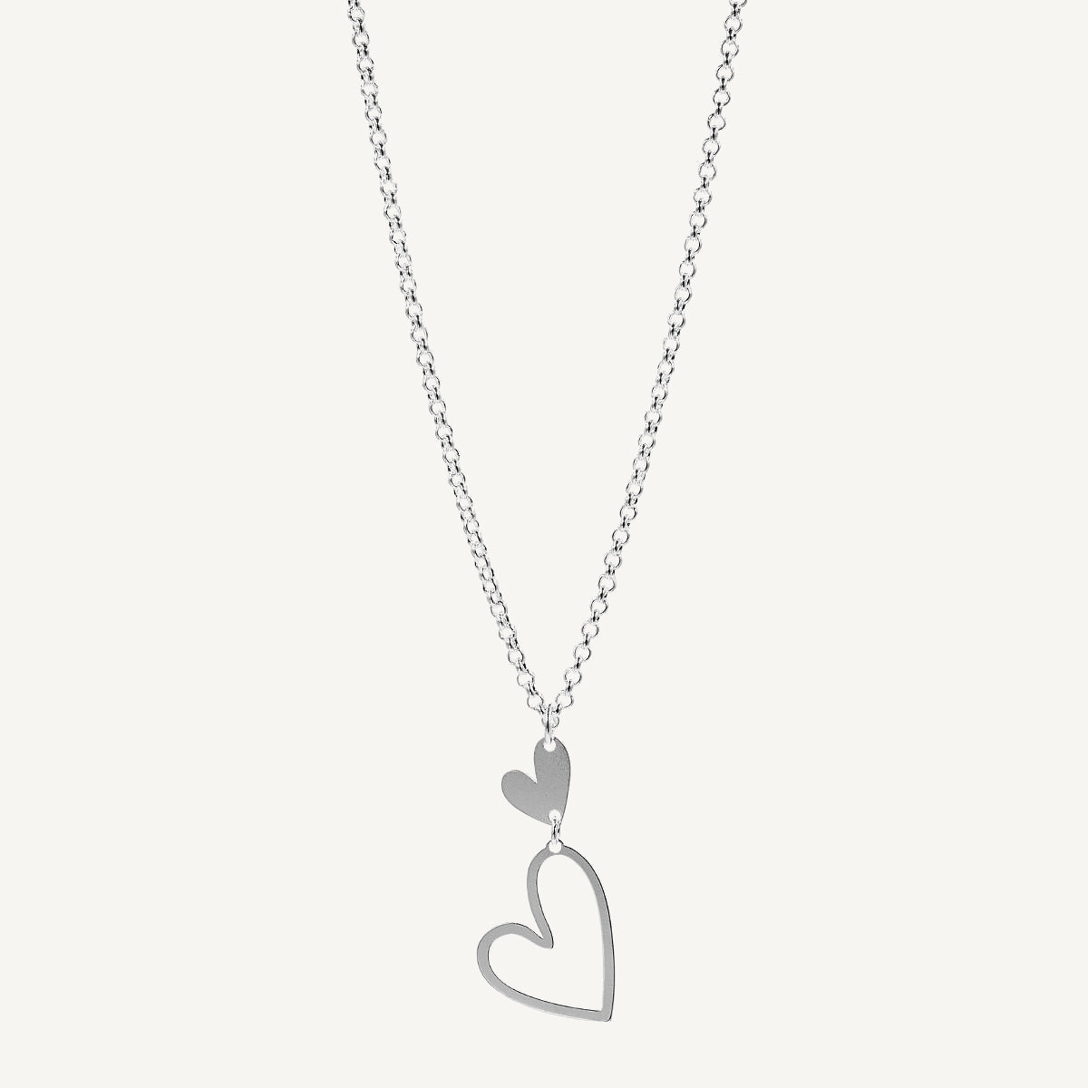 Collar de corazones mi primer amor elaborado en plata 925  de AMBAR joyería