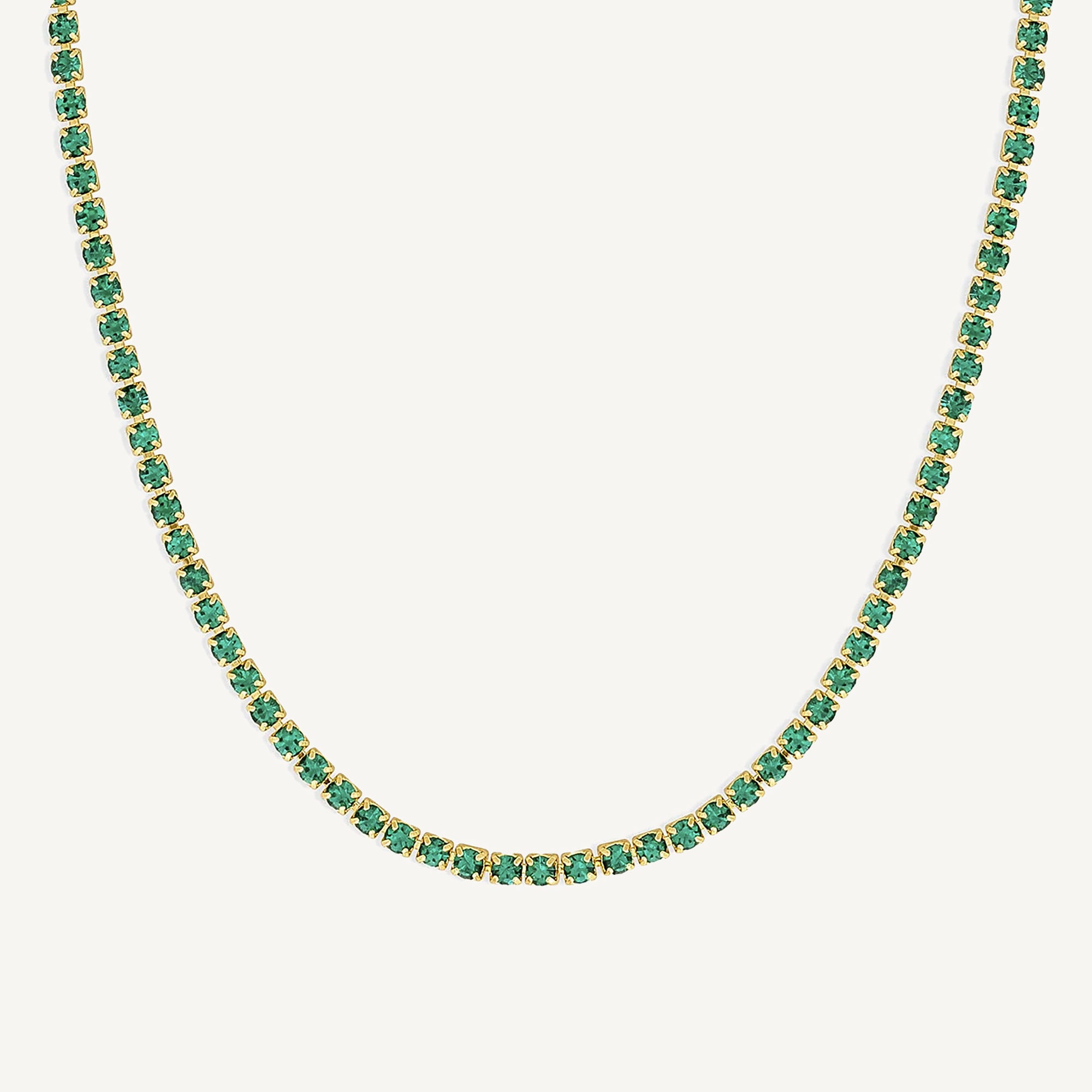 Collar tennis lexi de cristal verde esmeralda enchapado en oro 18k de AMBAR joyería fina