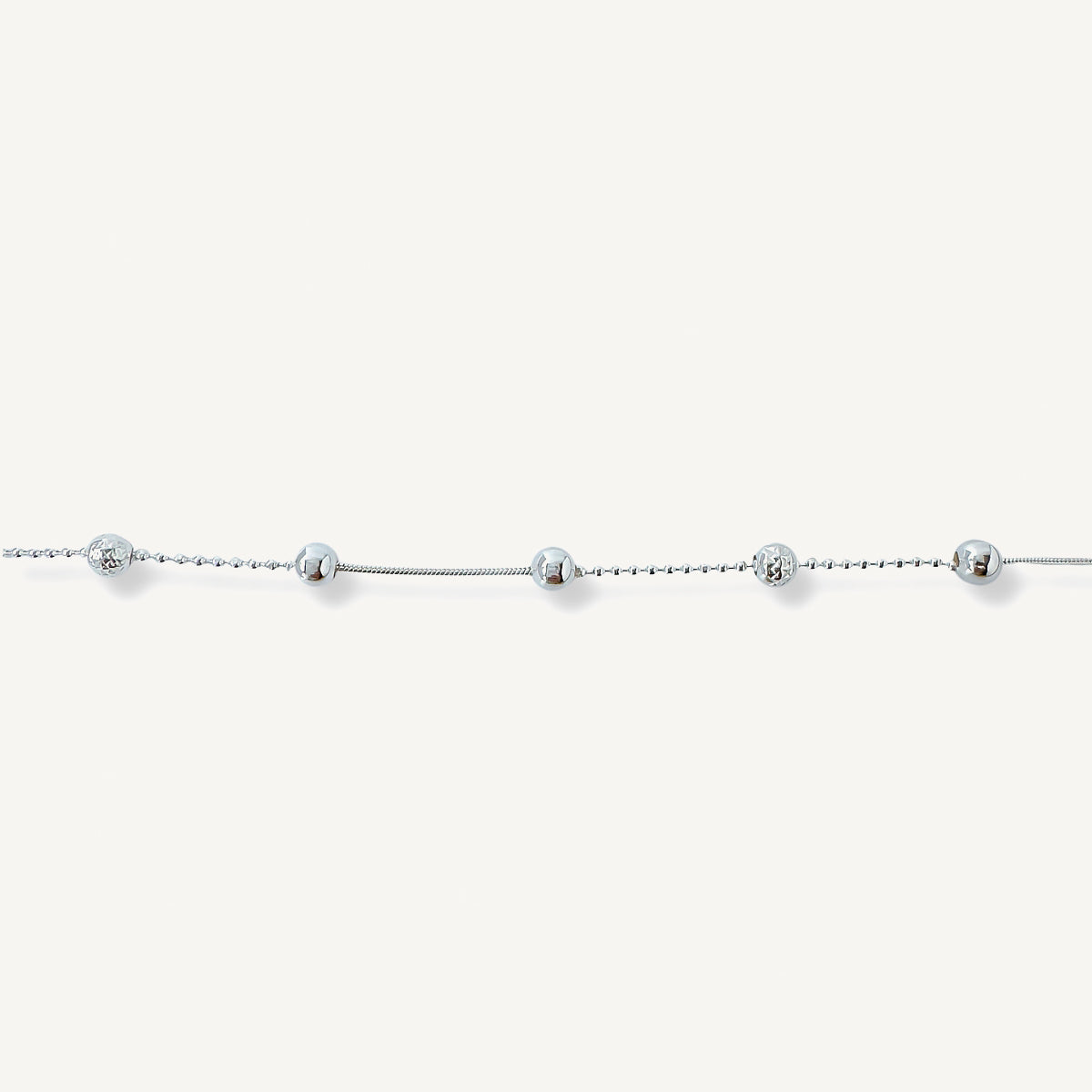 Pulsera Satelite Bolita 4 Cr de plata 925 de AMBAR Joyería Fina