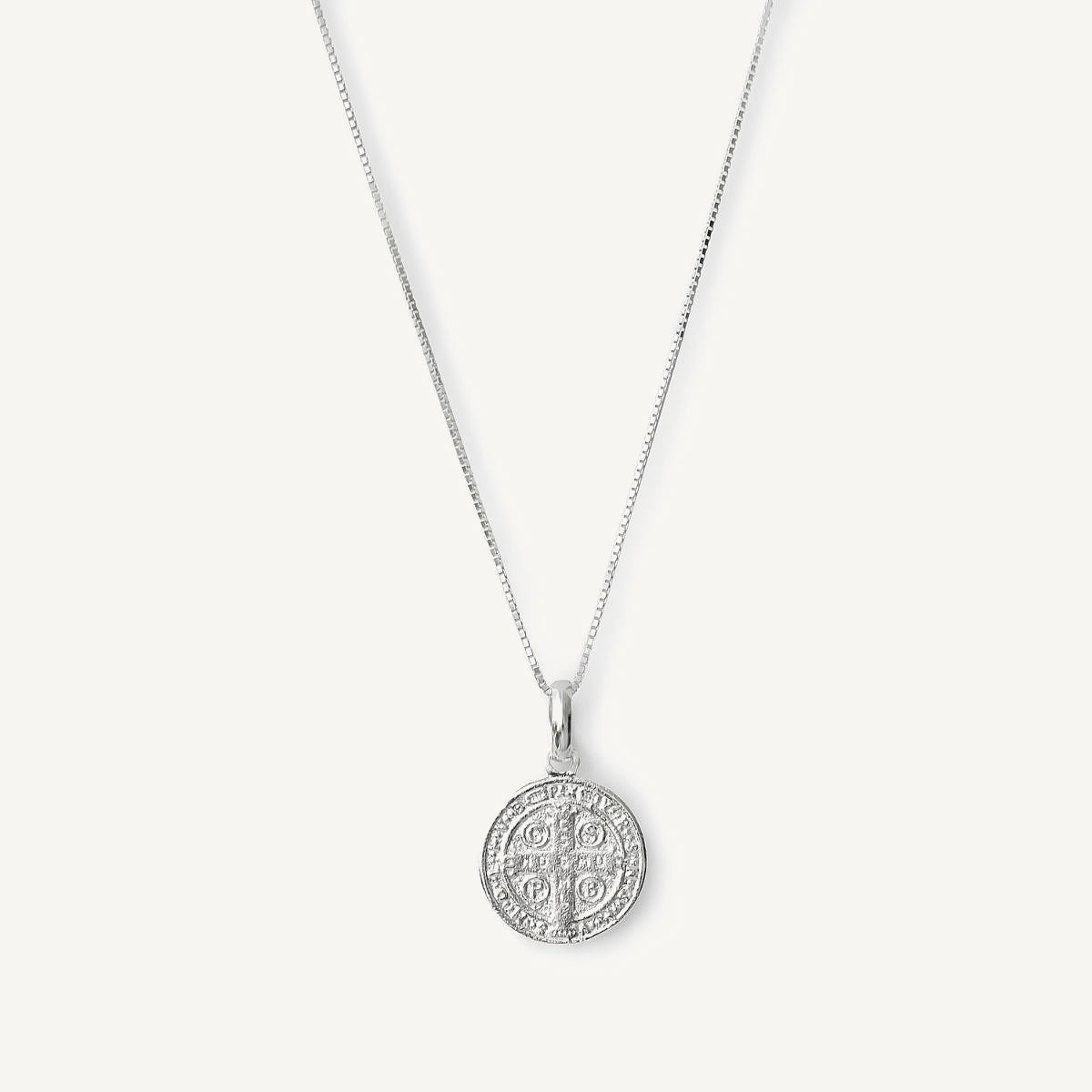 collar san benito, santo de las causas imposibles elaborado en plata 925 de AMBAR joyería