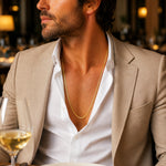 Modelo con cadena Grumet Legacy para hombre en oro laminado color oro amarillo italiano de AMBAR joyería fina