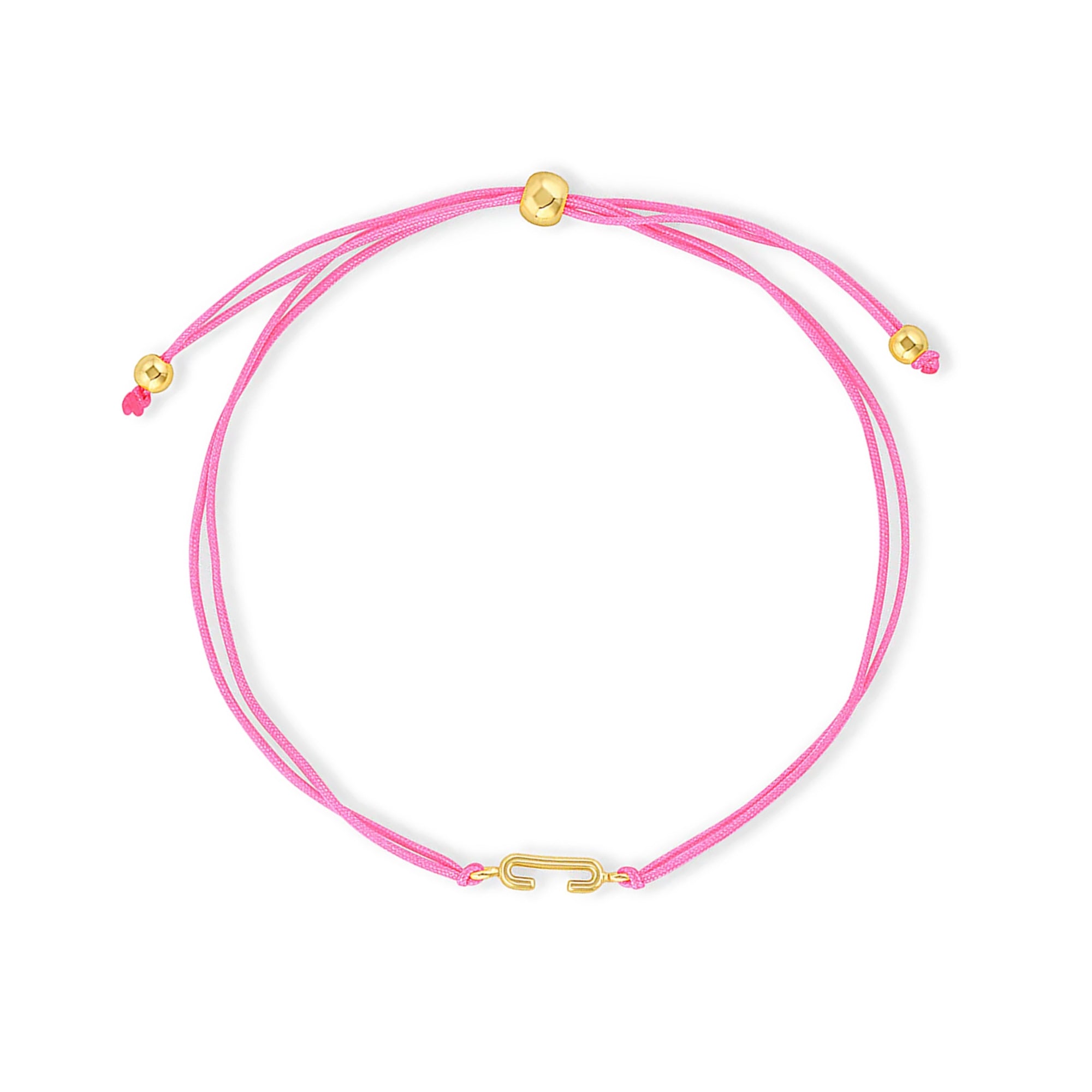Pulsera hilo fuccia con inicial  c enchapada en oro 18K de AMBAR joyería fina