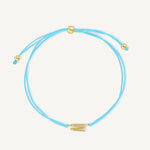 Pulsera hilo turquesa con inicial  m enchapada en oro 18K de AMBAR joyería fina