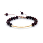 Pulsera Oriana elaborada con piedras naturales rodonitas y gold filled 14k de ambar joyería.