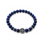 Pulsera elástica para hombre con esferas de piedra natural lapislázuli de 8 mm, hilo de silicona y medalla de San Benito en plata 925 quemada.