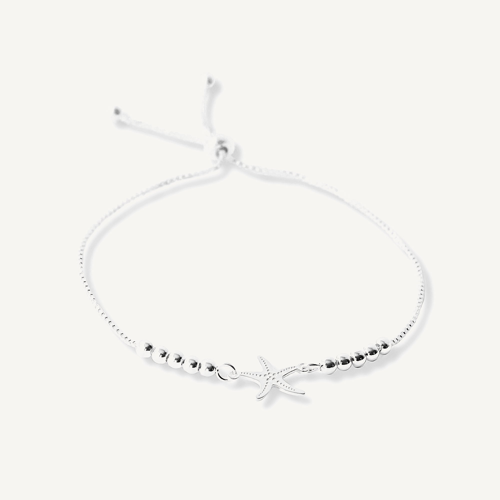 Pulsera estrella de mar con sistema regulable elaborada en plata 925 de AMBAR joyería fina