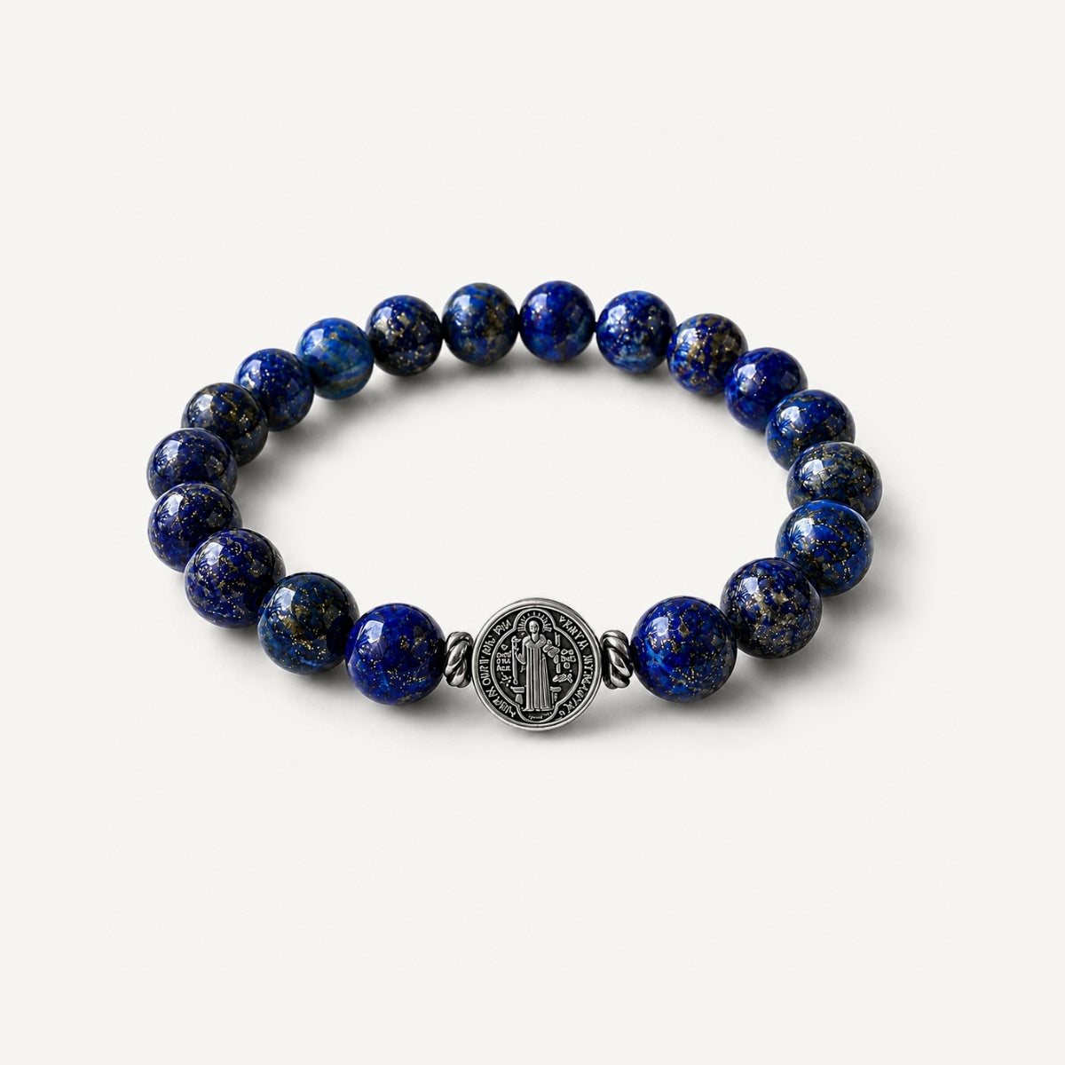 Pulsera San Benito Grand Lapislázuli con piedra natural de 10 mm y dije de San Benito en plata 950.
