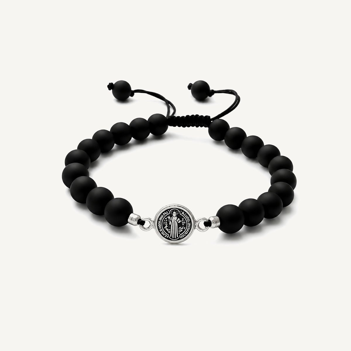 Pulsera San Benito tejida regulable con ónix mate natural de 8 mm y accesorios de plata 950.