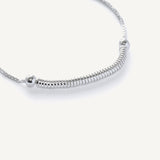 Pulsera serpentina al detalle con sistema regulable ideal para todo los días sistema regulable elaborado en plata 925 de AMBAR joyeria